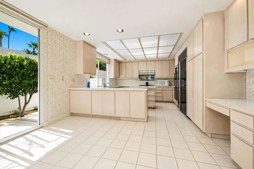 40516 Tonopah Road Rancho Mirage, CA 92270