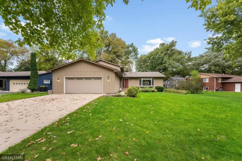 1003 Shady Oak Drive