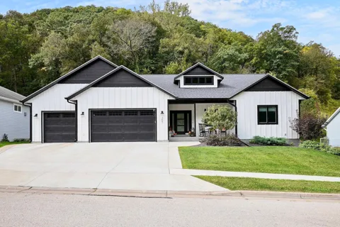 357 Valley Oaks Drive