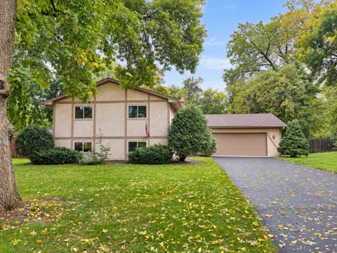 2811 Comstock Lane