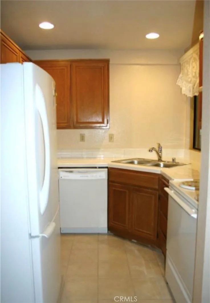 22871 Hilton Head Drive #230 Diamond Bar, CA 91765