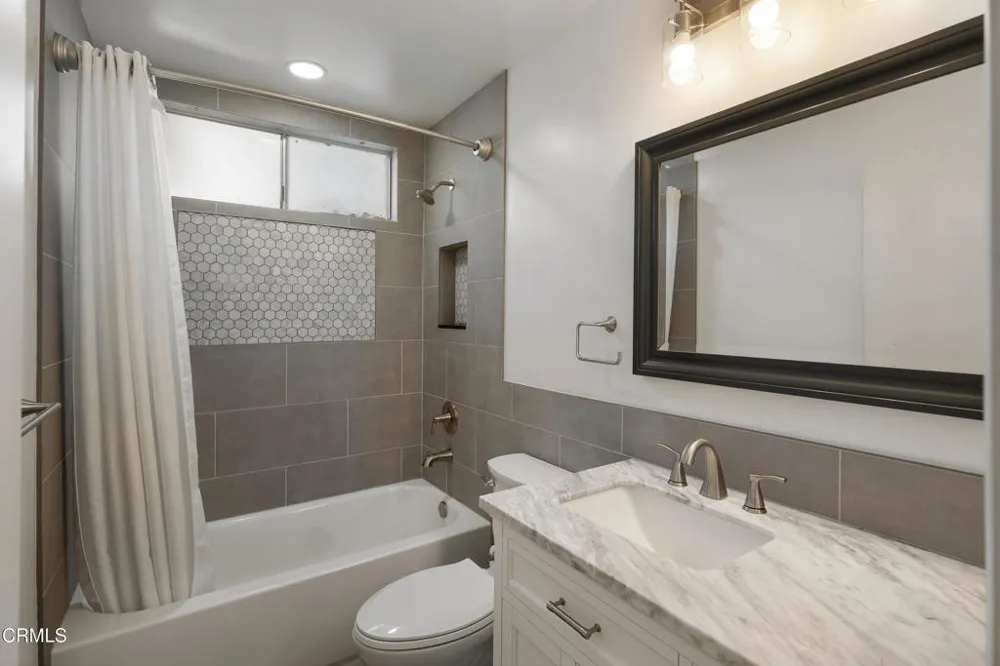 17004 Canvas Street Santa Clarita, CA 91387