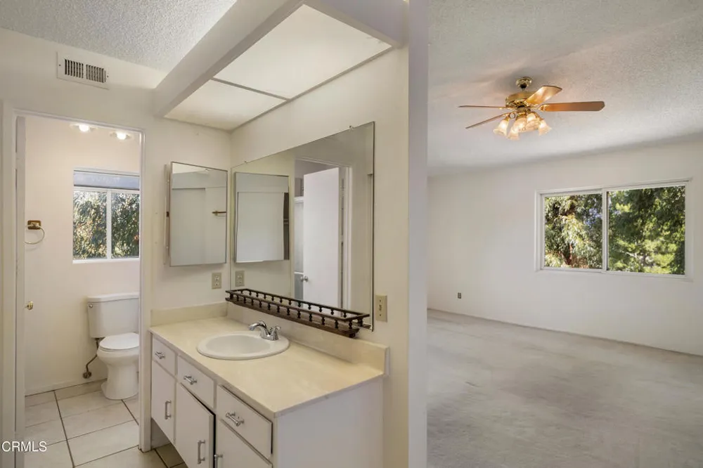 17004 Canvas Street Santa Clarita, CA 91387