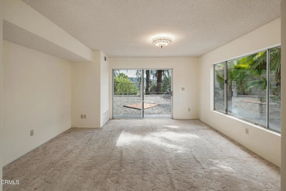 17004 Canvas Street Santa Clarita, CA 91387