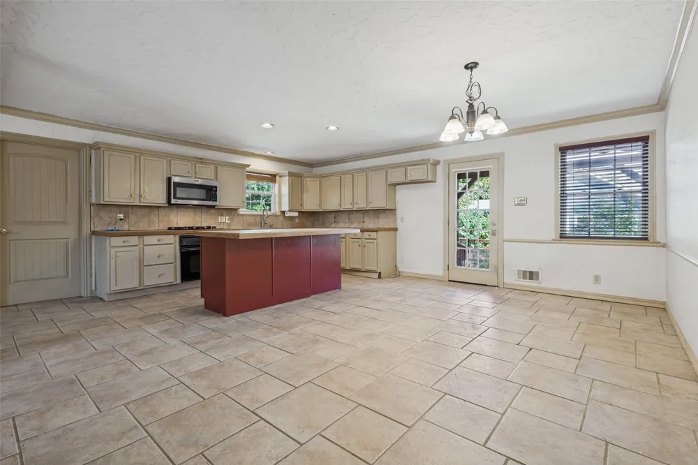 504 Heard Street McKinney, TX 75069