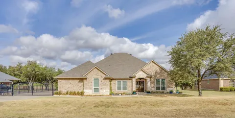 703 Country Club Drive