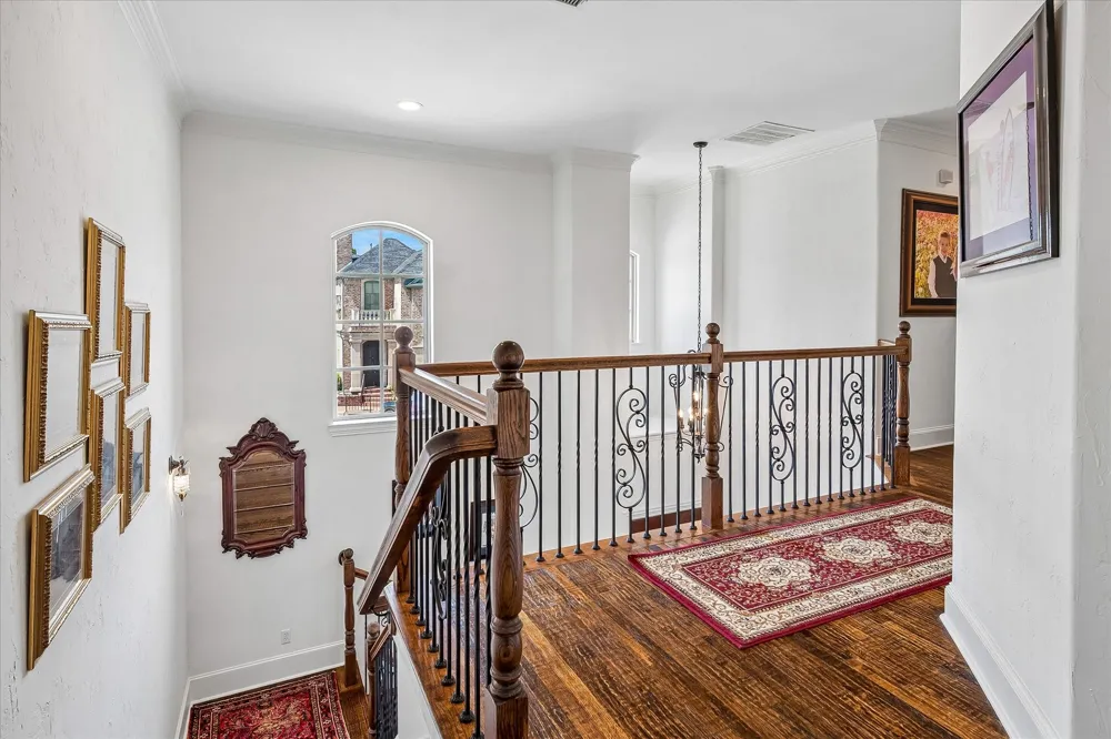5936 Preston Gate Court Dallas, TX 75230