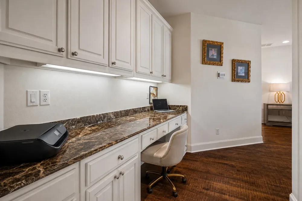 5936 Preston Gate Court Dallas, TX 75230
