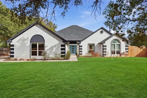 3901 Del Rio Court