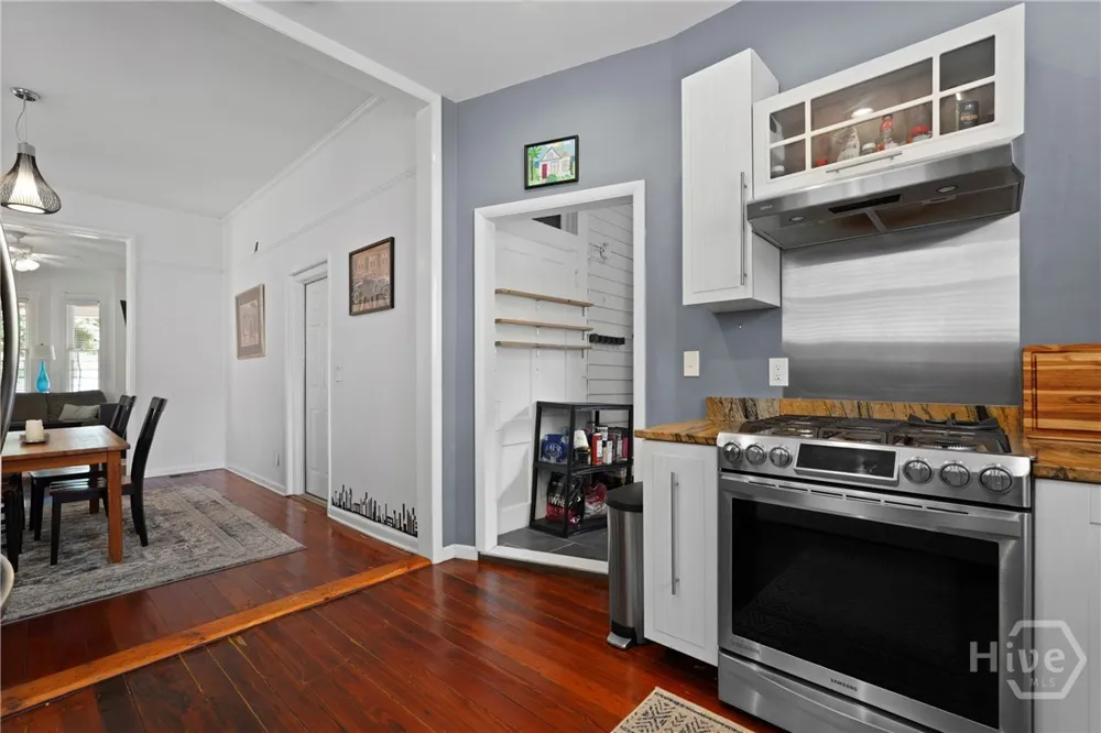 303 W 39th Street Savannah, GA 31405