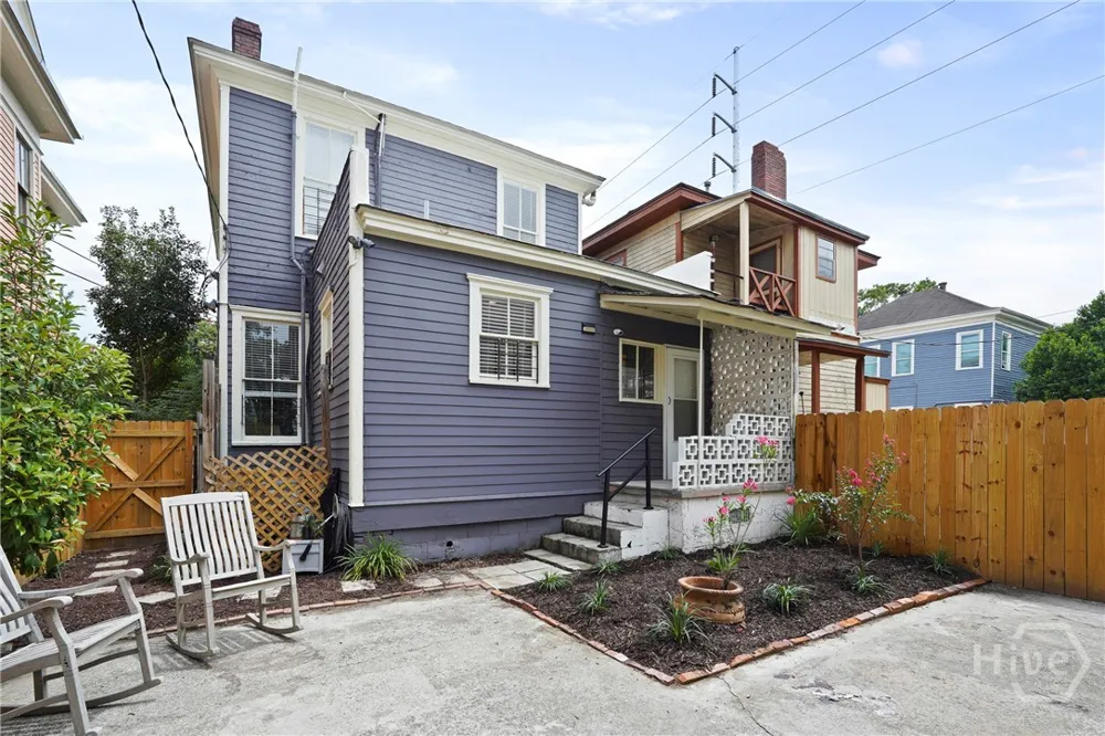 303 W 39th Street Savannah, GA 31405