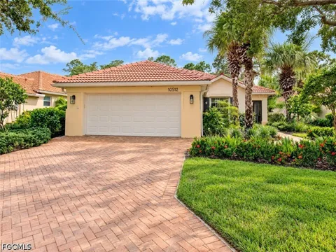 Bella Vista Drive