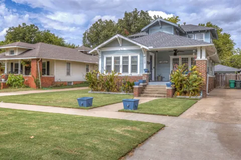115 W Bryan Avenue