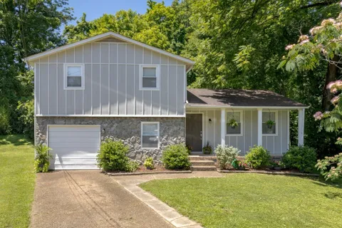 312 Ocala Cir