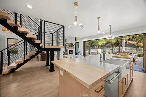 6212 E Twin Peak