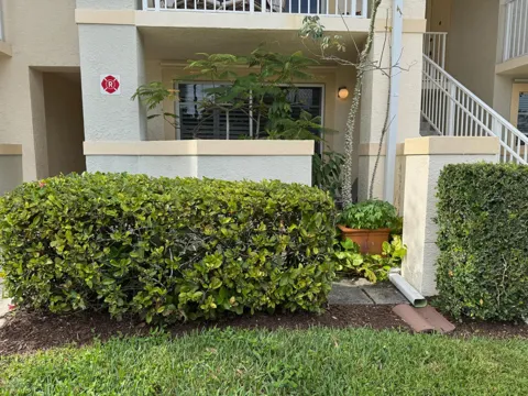 4903 CHANCELLOR DRIVE #11