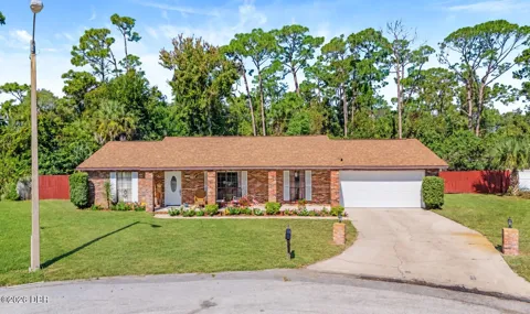 160 Greenbriar Avenue