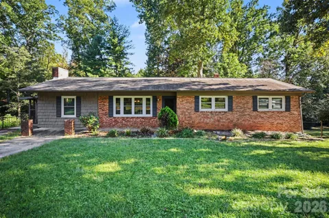 623 Westside Drive
