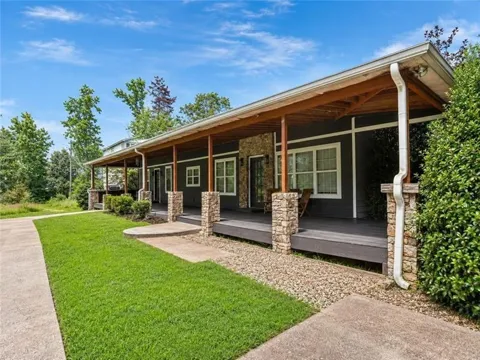 1256 Chambers Road