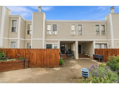 1050 S Monaco Street Parkway #103