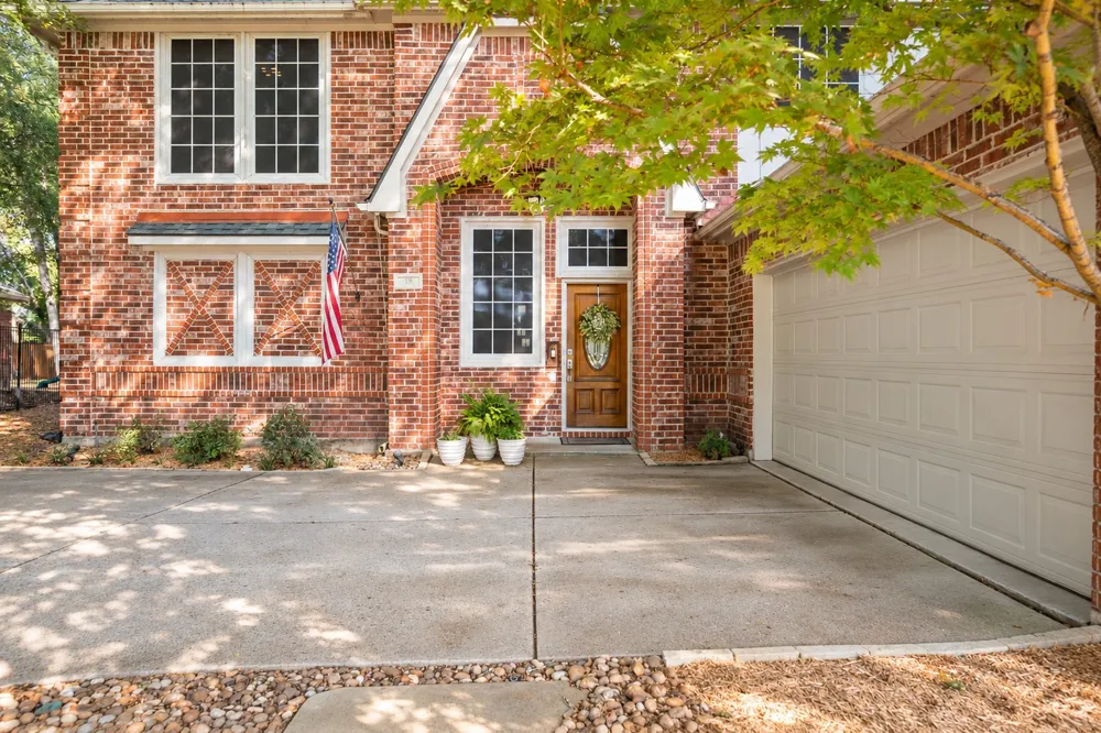 18 Oxford Way Allen, TX 75002