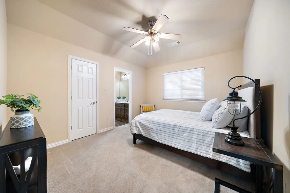 18 Oxford Way Allen, TX 75002