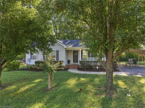 1716 Pine Knoll Court