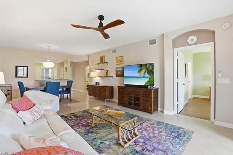 3039 Horizon Lane #2105