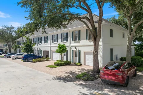 336 Legare Court