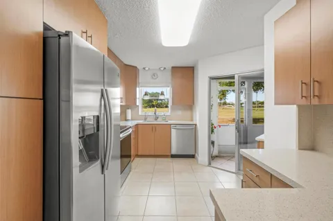 3871 VIA POINCIANA #104