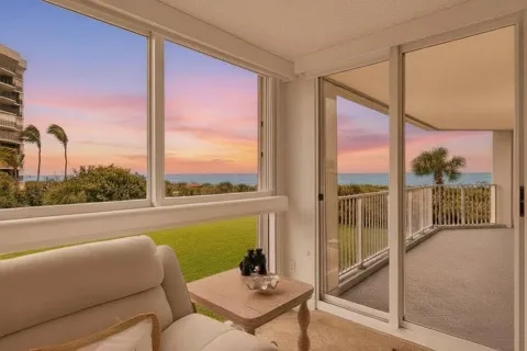 2700 HIGHWAY A1A #302