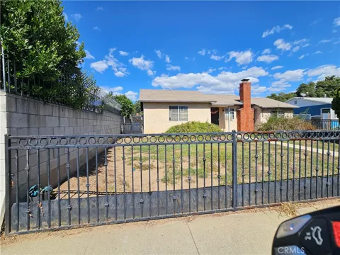 141 E Magnolia