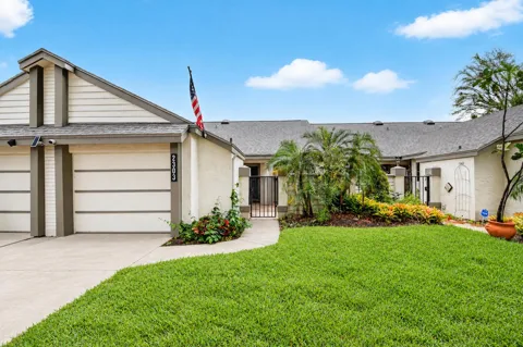 2303 Landings Boulevard