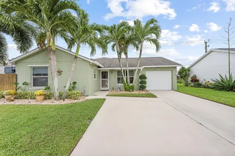 128 BANYAN CIRCLE