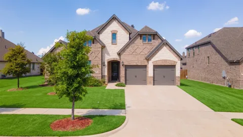 425 Brushwood Lane
