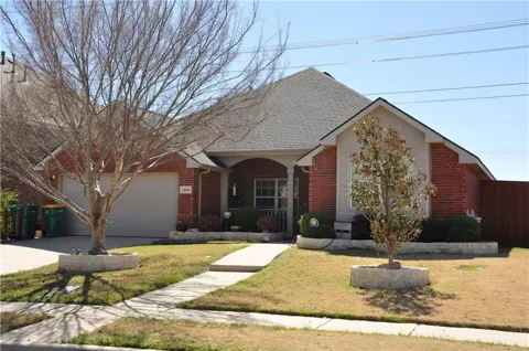 1518 Snow Trail