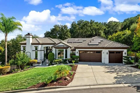2130 Periwinkle Drive