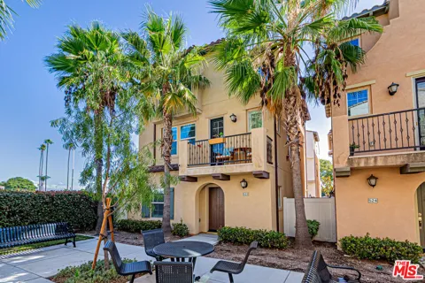 522 S Harbor Boulevard