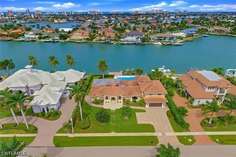 W Copeland Drive