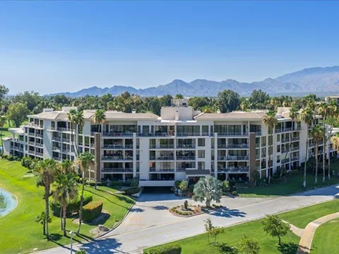 910 Island Drive #406