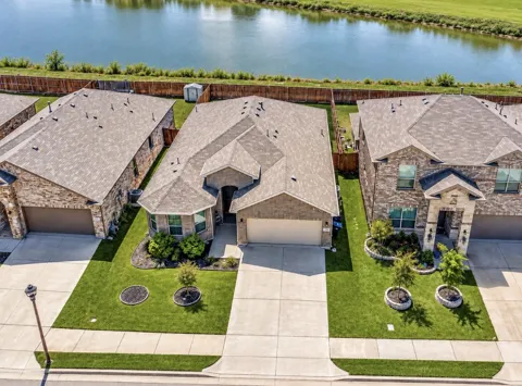 221 Oldcastle Way