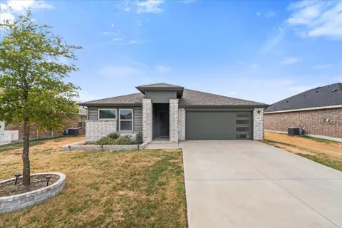 1320 Community Way