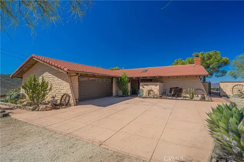 9115 Yucca Hills