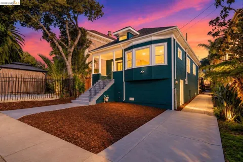 2630 Highland Ave