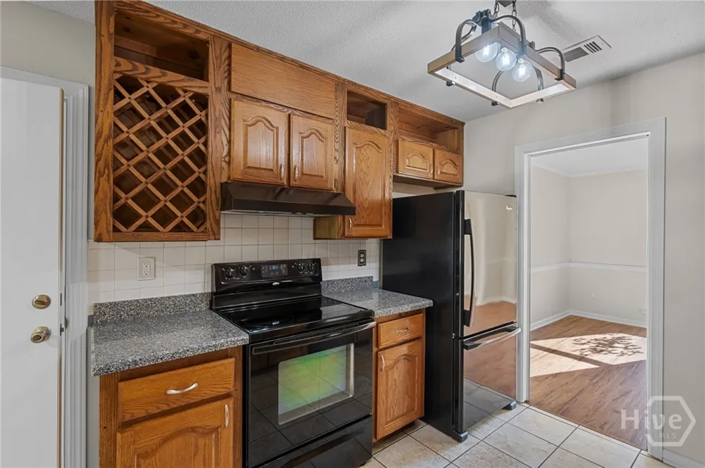 2019 Ashley Road Savannah, GA 31410