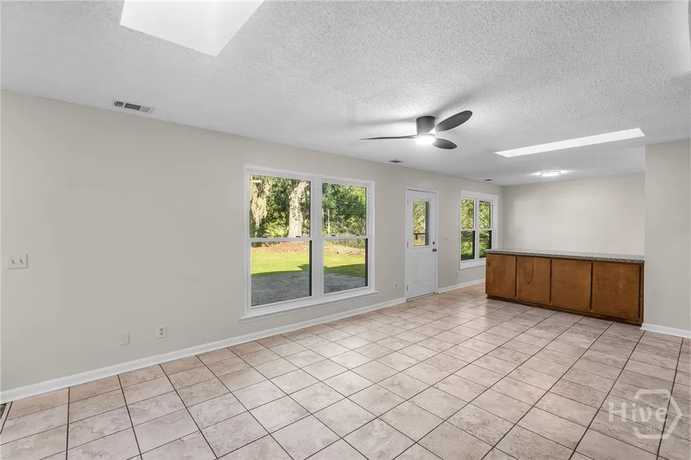 2019 Ashley Road Savannah, GA 31410