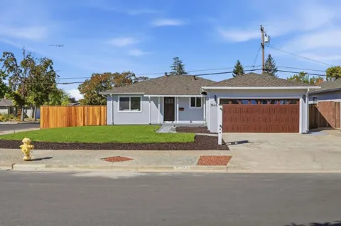 1645 Orchard View Drive