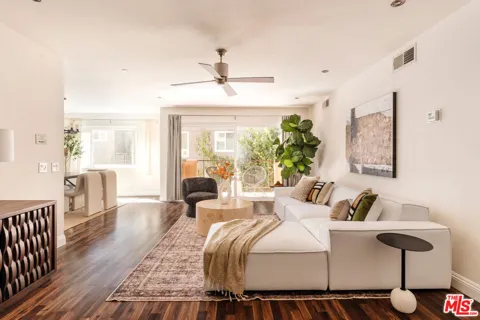 1121 Olive Drive #210