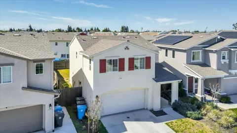 1415 Crimson Lane