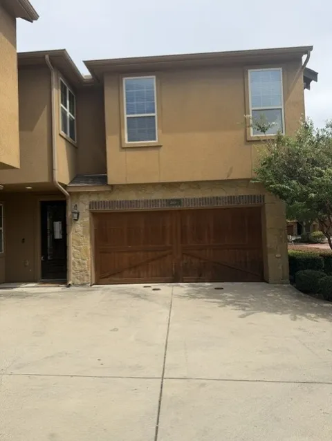 2660 Venice Drive #1